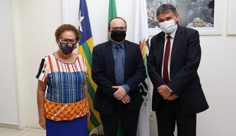 Vice-governadora Regina Sousa, defensor público Erisvaldo Marque e Wellington Dias.