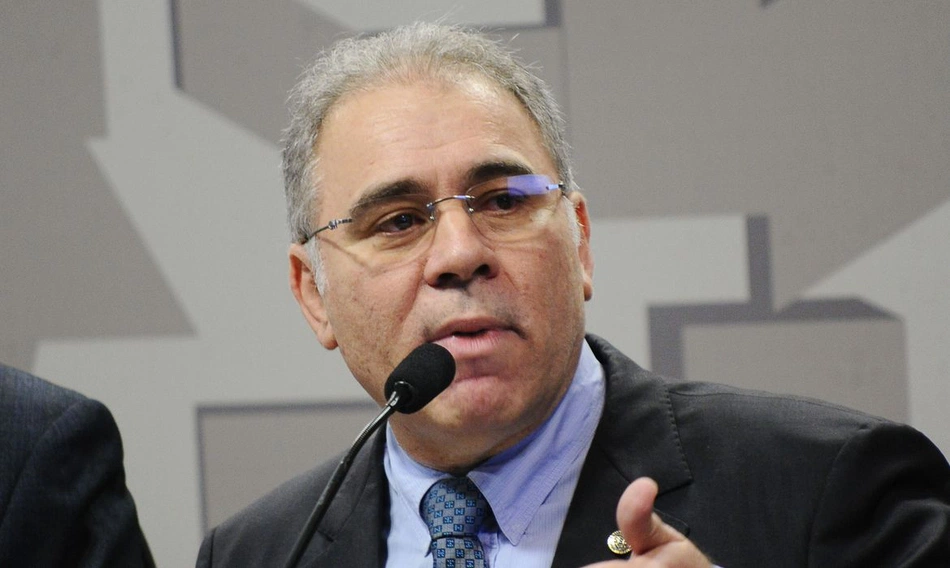 Médico Marcelo Queiroga