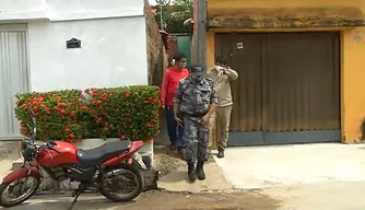 Polícia Militar faz acompanhamento do velório de Joyce Ellen.