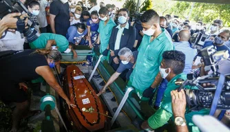 Sepultamento do ex-prefeito Firmino Filho.