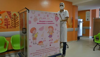 Carrinhos de refeições motorizados