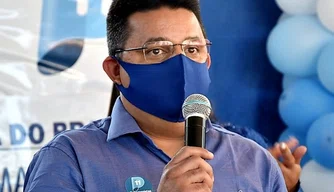 Dr. Corinto Matos, prefeito de Marcolândia.