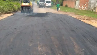 Operação Tapa-Buraco na estrada da Taboca do Pau Ferrado