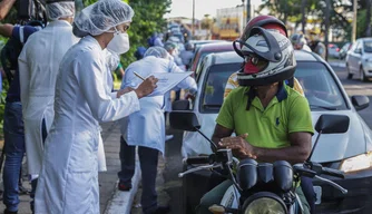 Abordagem de pessoas vindas da cidade de Timon para Teresina.