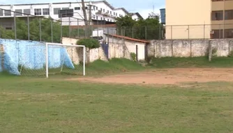 Campo de futebol Bariri