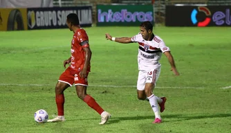 4 de Julho vence São Paulo por 3 a 2 em Teresina.