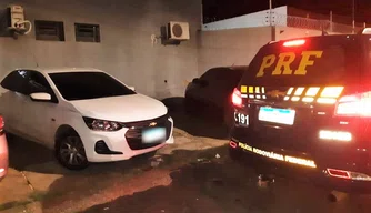 PRF prende empresário com carro clonado