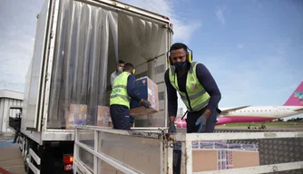 Piauí recebe 127.120 vacinas contra a Covid-19.