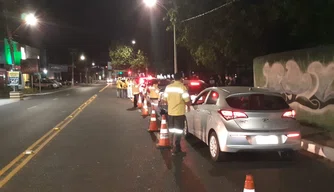 Blitz realizada na zona leste de Teresina.