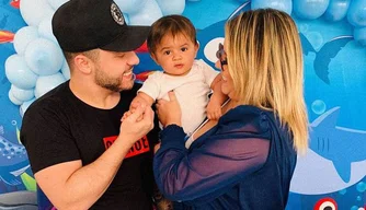 Marília Mendonça e Murilo Huff com filho Léo.