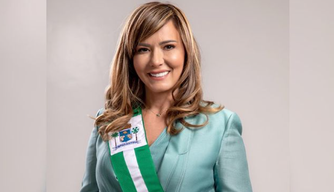 Ivanária Sampaio, prefeita de Esperantina.