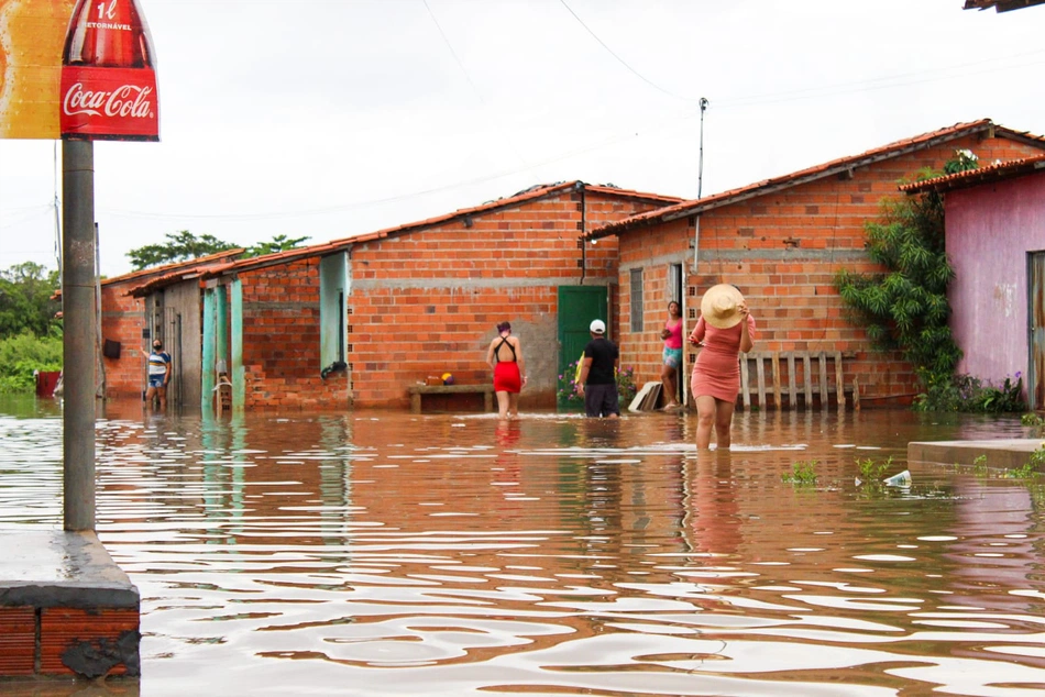 Alagamento na Vila Apolônia em Teresina