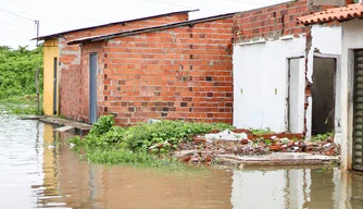 Alagamento na Vila Apolônia em Teresina