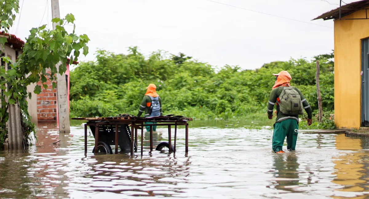 Alagamento na Vila Apolônia em Teresina