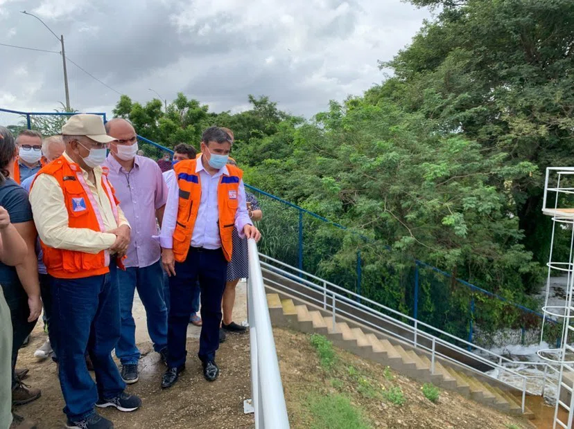 Governador Wellington Dias e Prefeito de Teresina Dr. Pessoa visitam áreas alagadas em Teresina