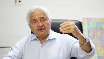 Senador Elmano Férrer