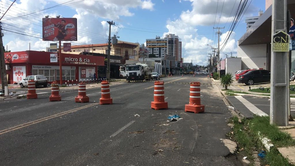 Trecho de obras.