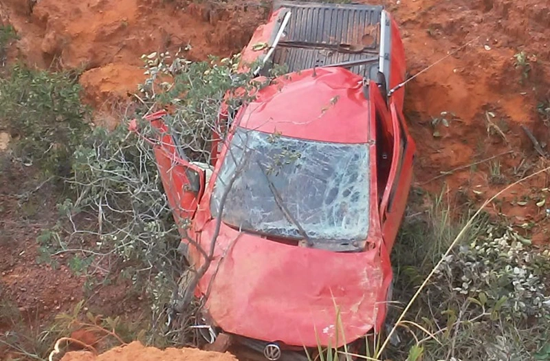 Veículo após acidente na cidade de Gilbués.