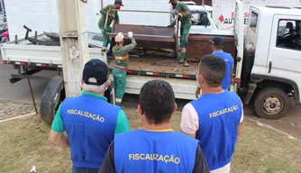 Saad Sudeste remove instalações irregulares na Noé Mendes em Teresina.