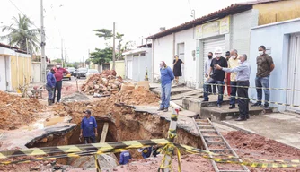 Obra de reparo da rua localizada no Dirceu II em Teresina.