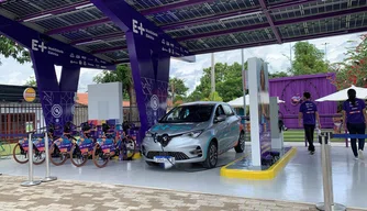 Posto destinado ao carregamento de veículos elétricos, no Parque da Cidadania.