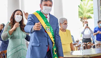 Posse da Regina Sousa como Governadora