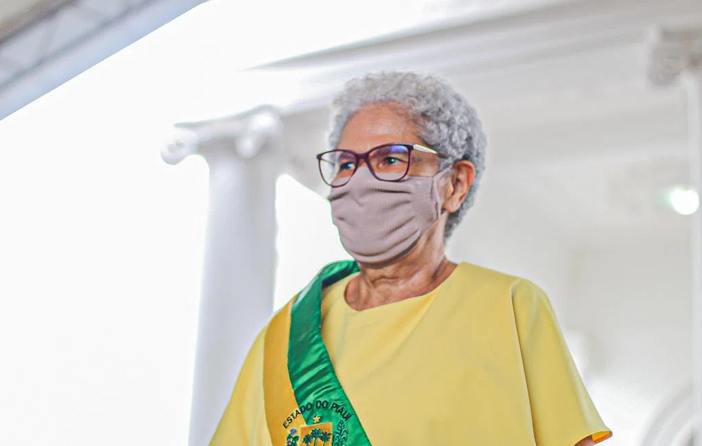 Governadora Regina Sousa