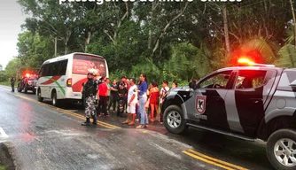 Homem é preso após roubar passageiros de micro-ônibus em estrada que liga Teresina à União