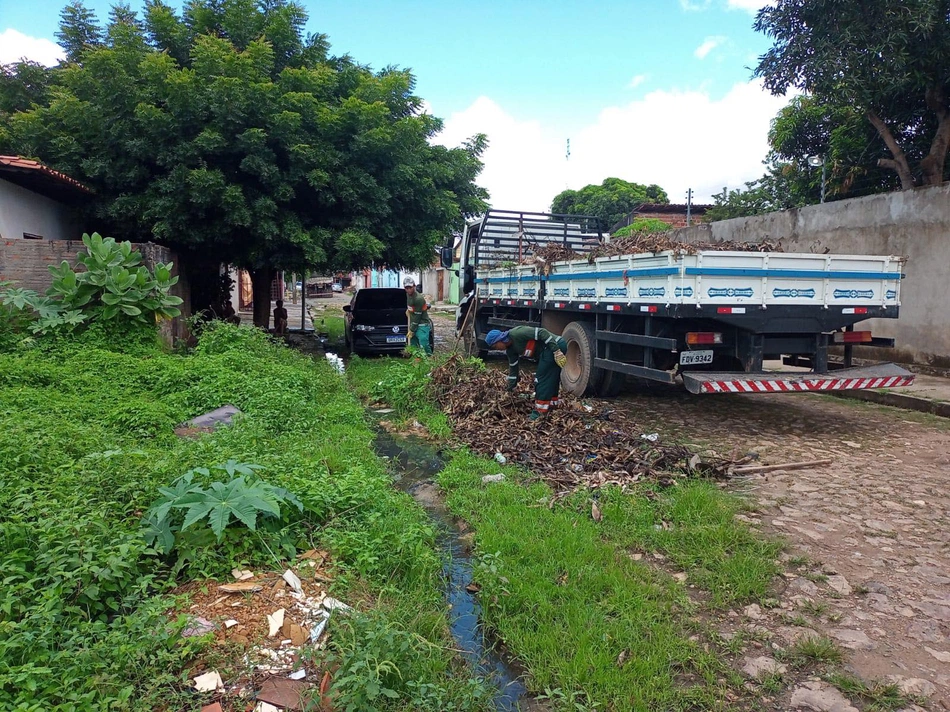 Limpeza de vias públicas