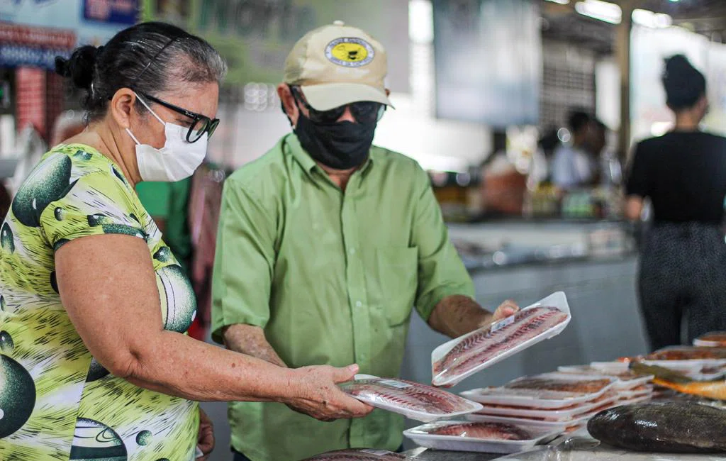 Movimentação no mercado do peixe