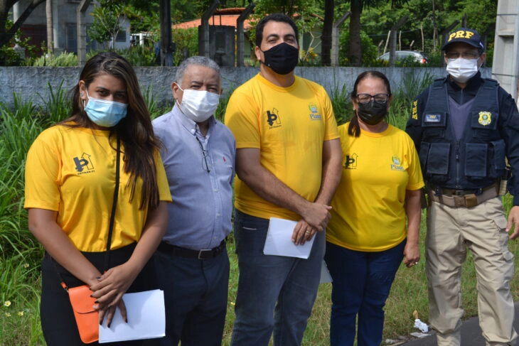 Escola Piauiense de Trânsito realiza intervenção educativa com a PRF nas rodovias de Teresina