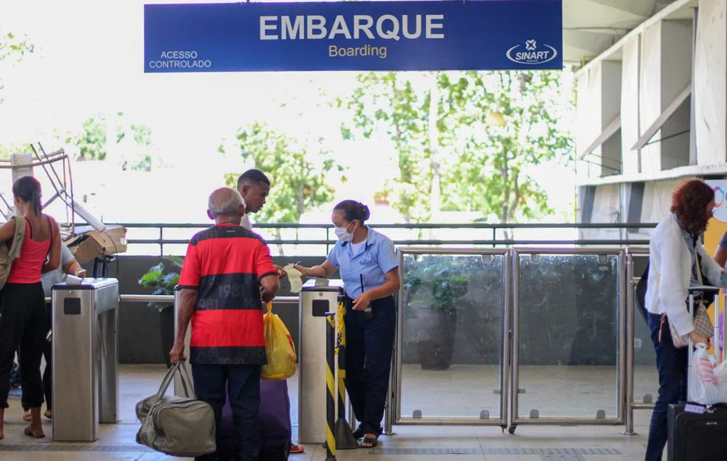 Movimentação no terminal rodoviário