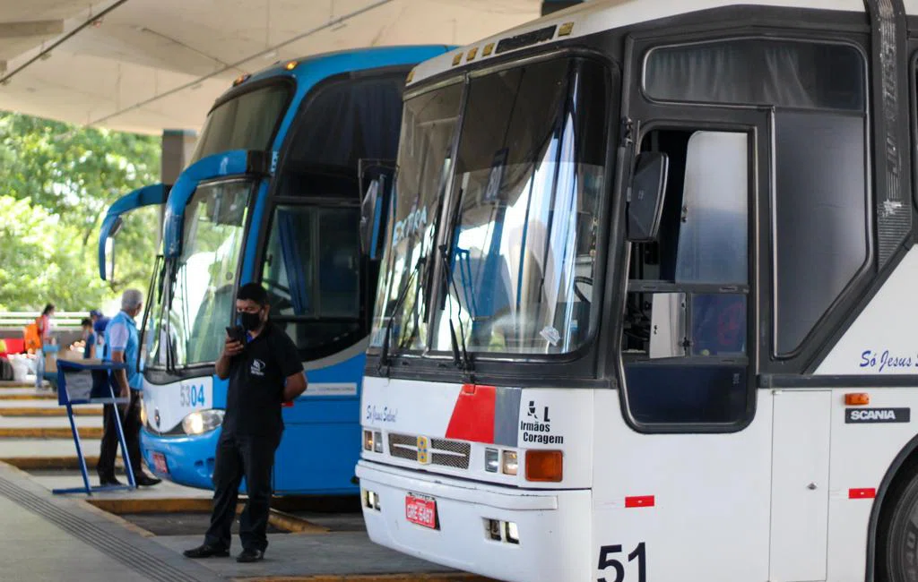 Movimentação no terminal rodoviário