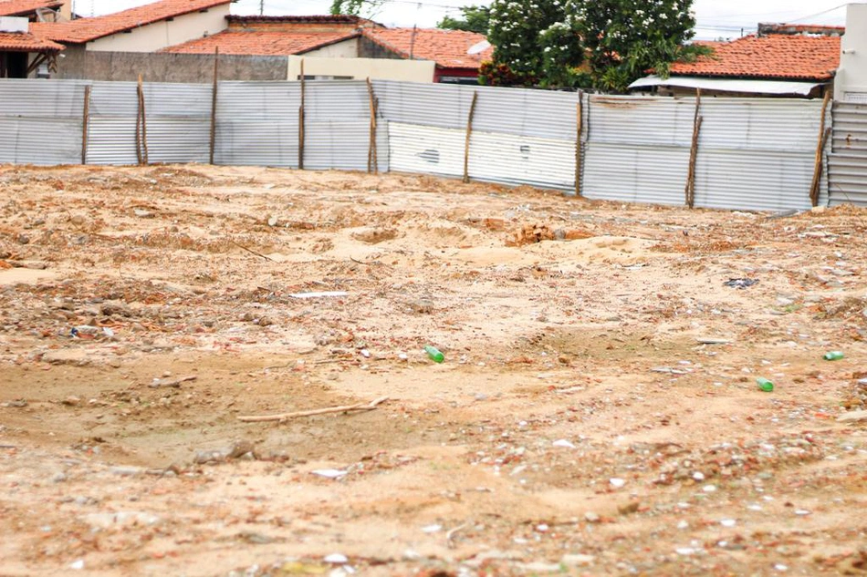 Visita a obra do mercado do Renascença