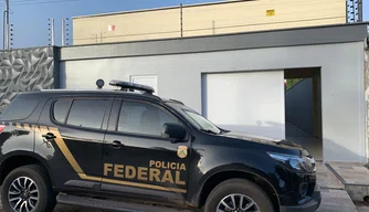 Operação da PF cumpre mandados em Teresina