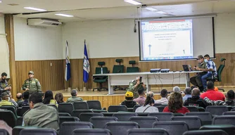 Reunião sobre segurança do jogo Altos x Flamengo