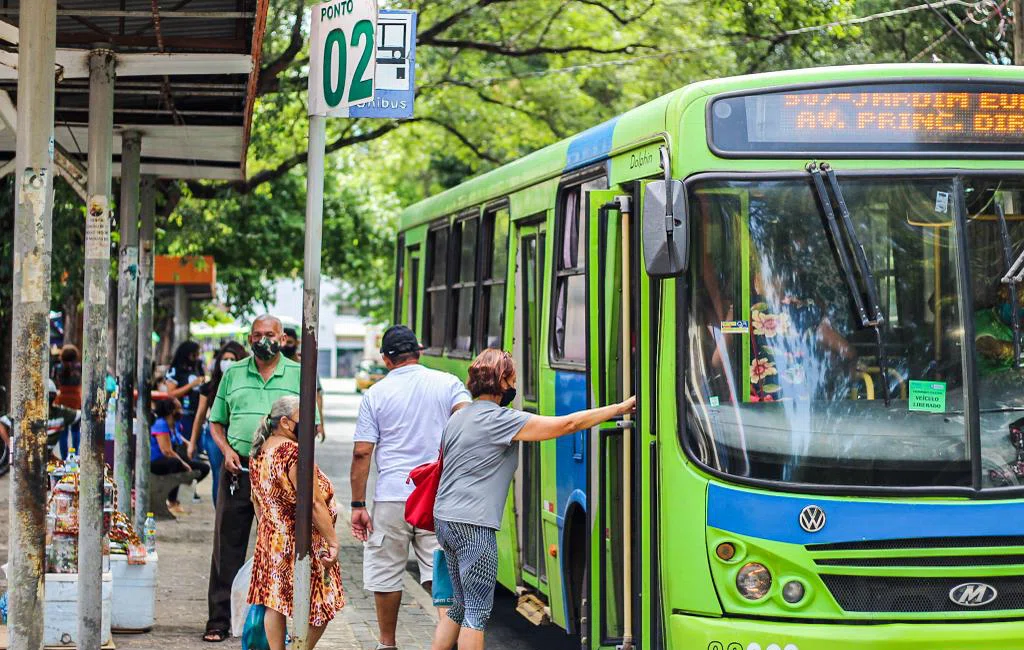 Circulação dos ônibus em Teresina