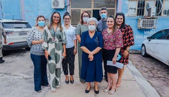 Regina Sousa visita complexo de Defesa da Cidadania.