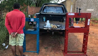 Homem é preso por tráfico de drogas