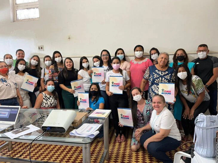 Assistentes sociais no treinamento do Piauí Acolhe.