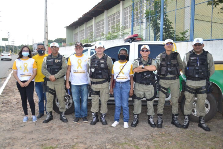 Detran e BPTran em ação conjunta da campanha Maio Amarelo.