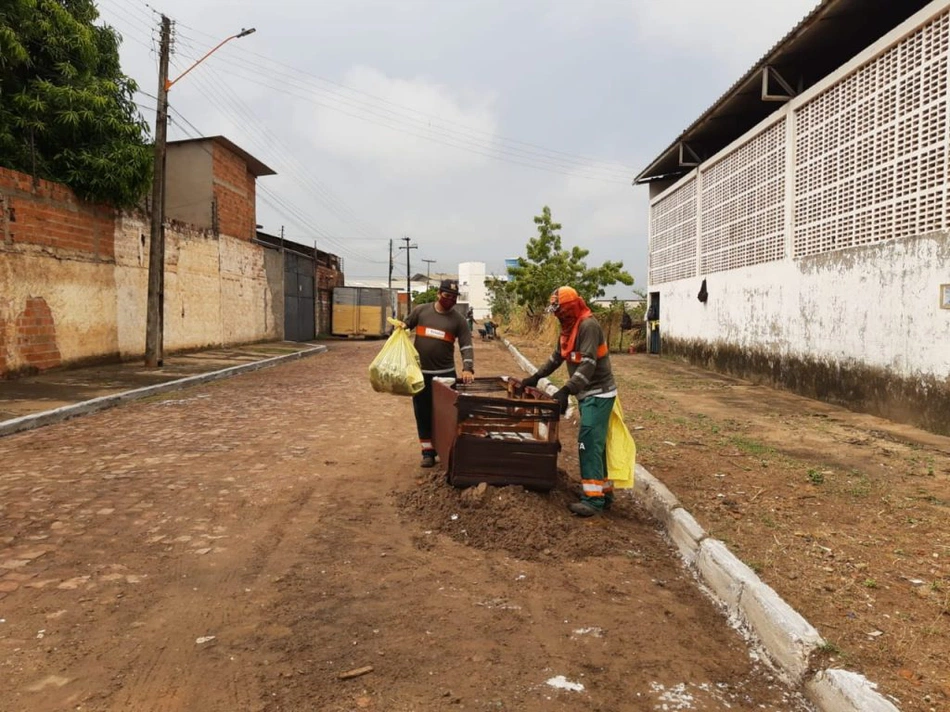 Limpeza na Zona Sudeste da capital