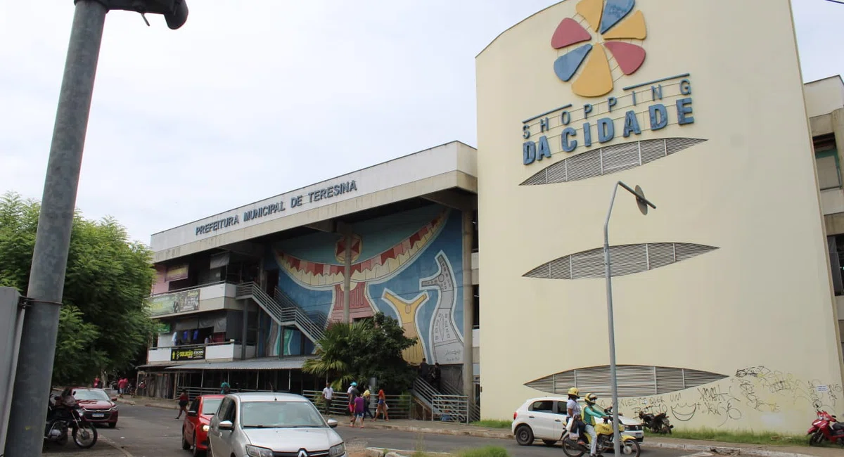 Fachada do Shopping da Cidade em Teresina