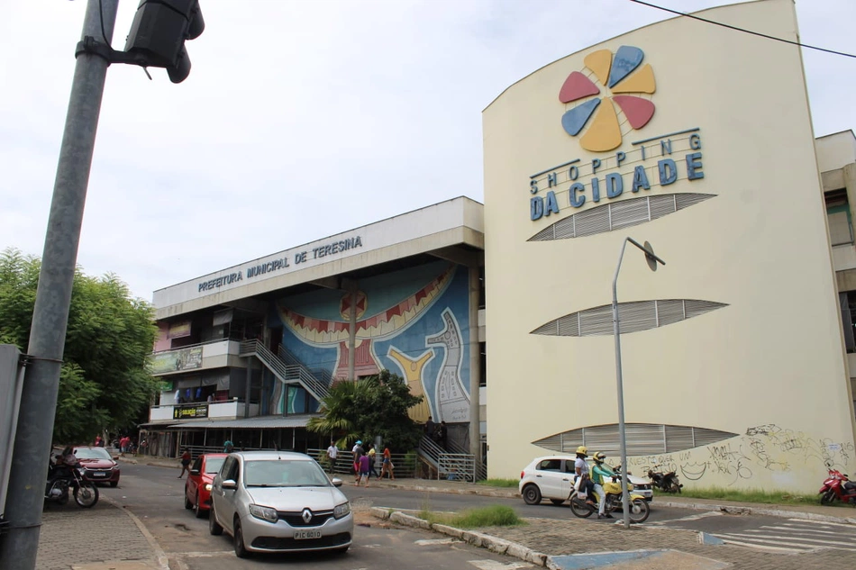 Fachada do Shopping da Cidade em Teresina