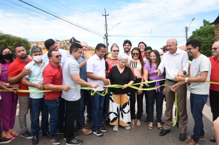 Inauguração de obras no interior do estado.