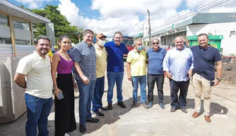 Prefeito Dr. Pessoa em visita às obras na zona Sul e Leste da capital.