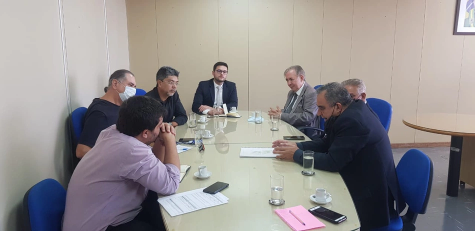 Reunião na sede da companhia