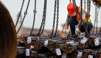 Profissional que atua no ramo da construção civil.