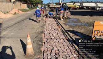 Obras na avenida Celso Pinheiro