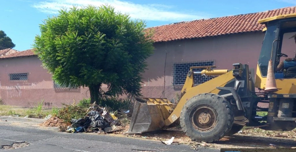 SAAD Centro realiza limpeza de ruas